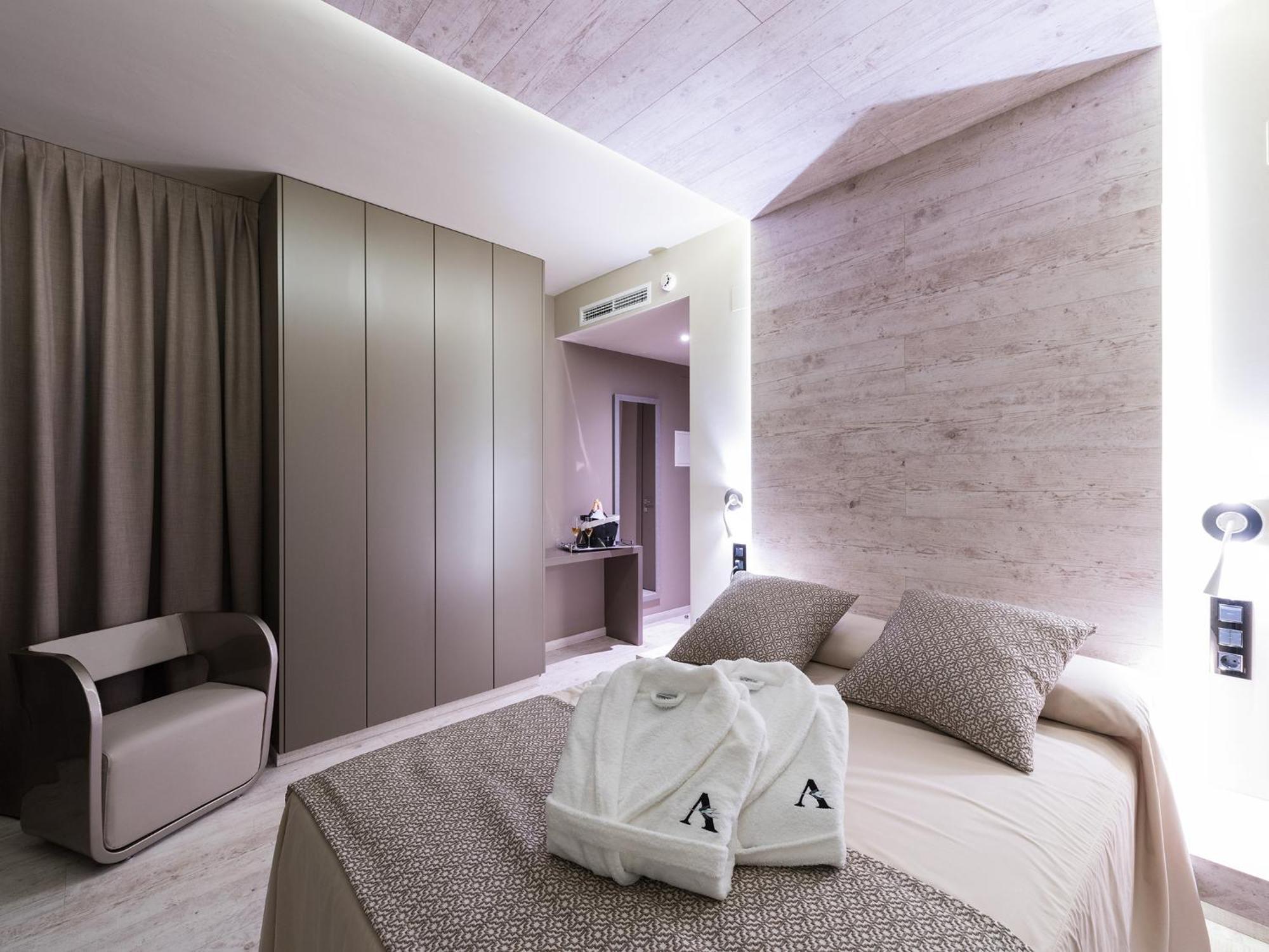 Hotel Elia Alcala del Jucar